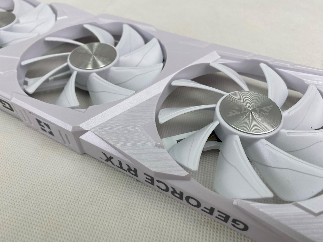 2K 100+FPS展现超凡性能！耕升 RTX 4070搭配DLSS 3实现流畅光追游戏体验